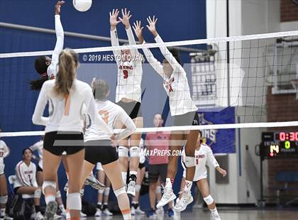 Thumbnail 3 in Saint Joseph vs. Palos Verdes (Dave Mohs Classic) photogallery.