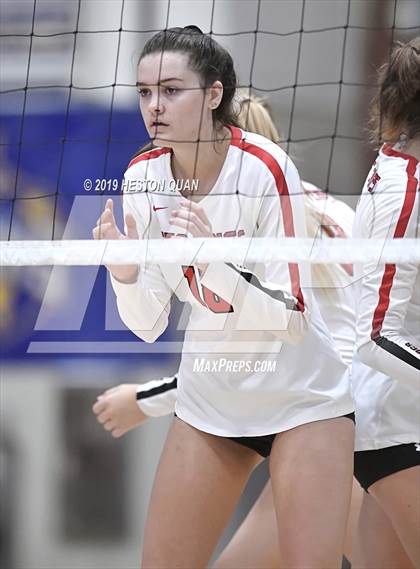 Thumbnail 1 in Saint Joseph vs. Palos Verdes (Dave Mohs Classic) photogallery.