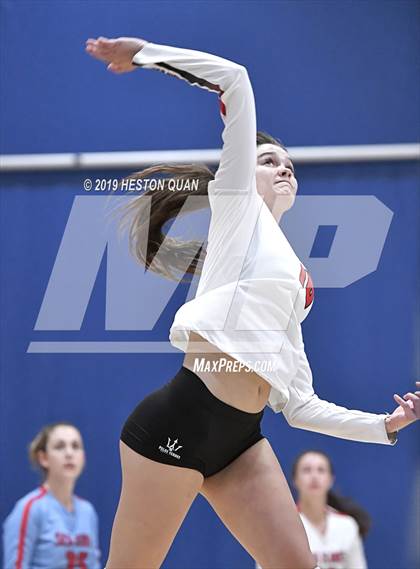 Thumbnail 1 in Saint Joseph vs. Palos Verdes (Dave Mohs Classic) photogallery.