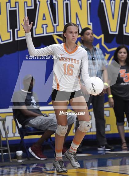 Thumbnail 1 in Saint Joseph vs. Palos Verdes (Dave Mohs Classic) photogallery.