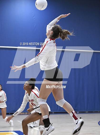 Thumbnail 3 in Saint Joseph vs. Palos Verdes (Dave Mohs Classic) photogallery.