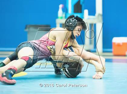 Thumbnail 2 in Etiwanda @ Los Osos Varsity photogallery.