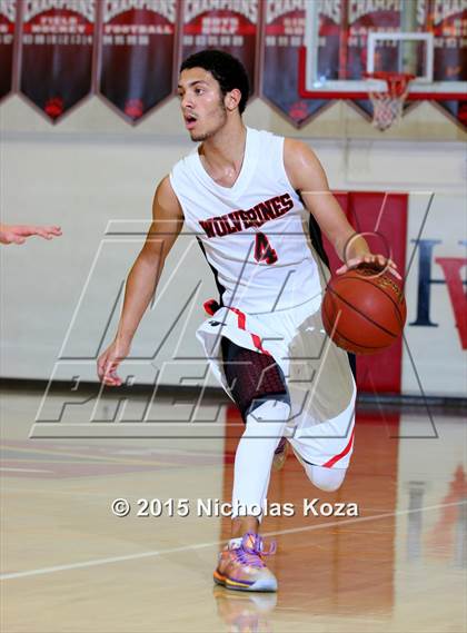 Thumbnail 3 in Harvard-Westlake vs. Mission Prep (CIF SS Playoff) photogallery.