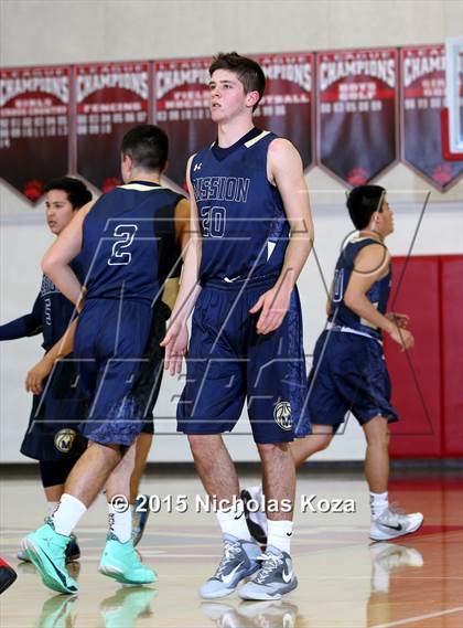 Thumbnail 2 in Harvard-Westlake vs. Mission Prep (CIF SS Playoff) photogallery.