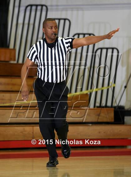 Thumbnail 3 in Harvard-Westlake vs. Mission Prep (CIF SS Playoff) photogallery.