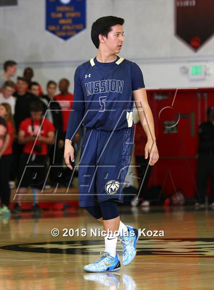 Thumbnail 3 in Harvard-Westlake vs. Mission Prep (CIF SS Playoff) photogallery.