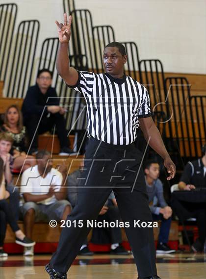 Thumbnail 1 in Harvard-Westlake vs. Mission Prep (CIF SS Playoff) photogallery.