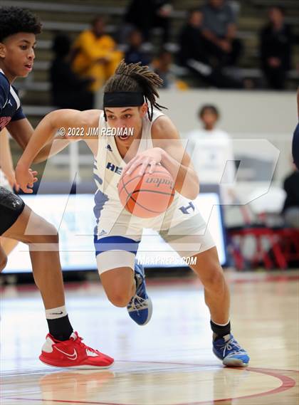 Thumbnail 1 in Atascocita vs. Hebron (McDonald's Texas Invitational) photogallery.