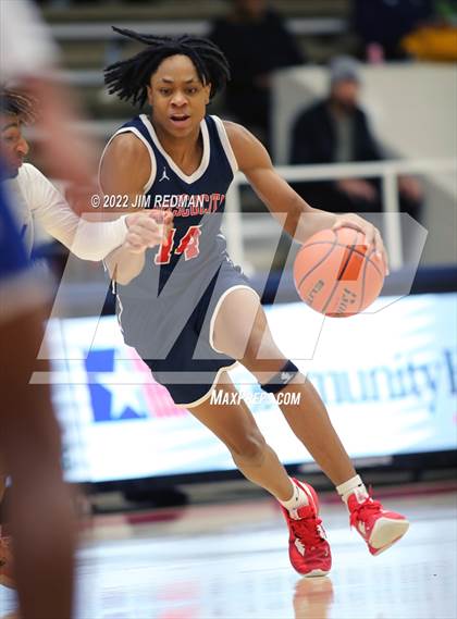Thumbnail 2 in Atascocita vs. Hebron (McDonald's Texas Invitational) photogallery.