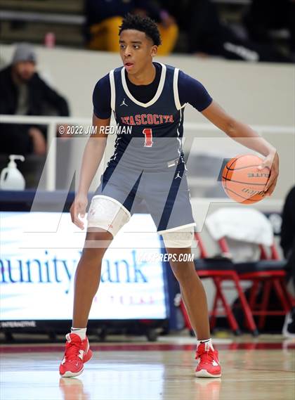 Thumbnail 2 in Atascocita vs. Hebron (McDonald's Texas Invitational) photogallery.