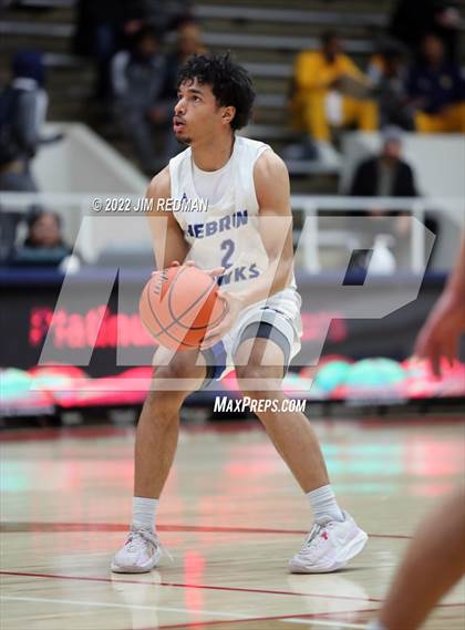 Thumbnail 2 in Atascocita vs. Hebron (McDonald's Texas Invitational) photogallery.