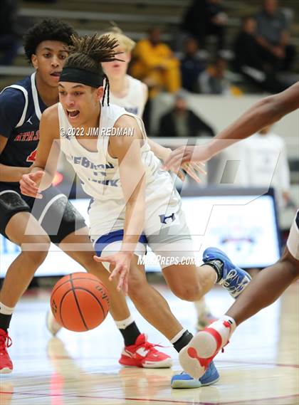 Thumbnail 1 in Atascocita vs. Hebron (McDonald's Texas Invitational) photogallery.