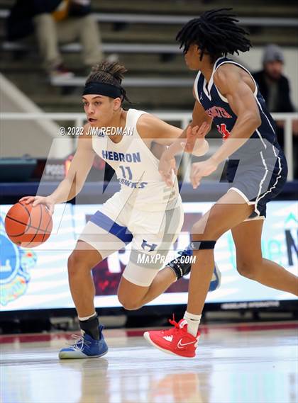 Thumbnail 1 in Atascocita vs. Hebron (McDonald's Texas Invitational) photogallery.