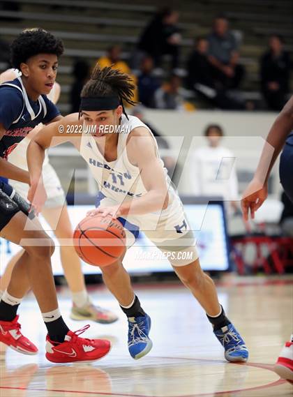 Thumbnail 2 in Atascocita vs. Hebron (McDonald's Texas Invitational) photogallery.