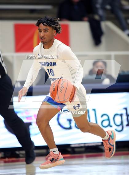 Thumbnail 3 in Atascocita vs. Hebron (McDonald's Texas Invitational) photogallery.