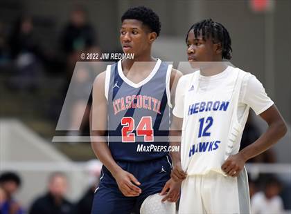 Thumbnail 3 in Atascocita vs. Hebron (McDonald's Texas Invitational) photogallery.