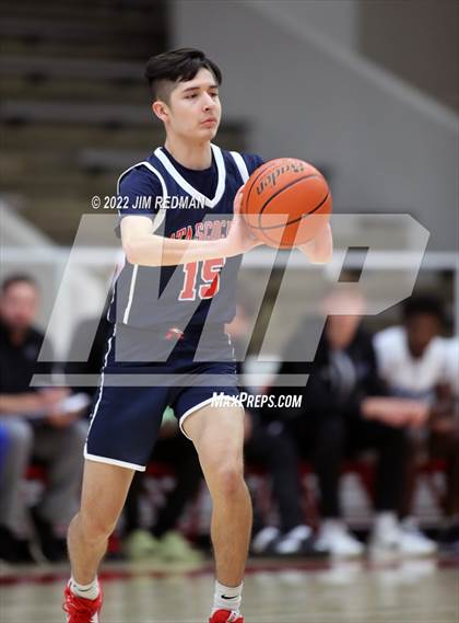 Thumbnail 2 in Atascocita vs. Hebron (McDonald's Texas Invitational) photogallery.