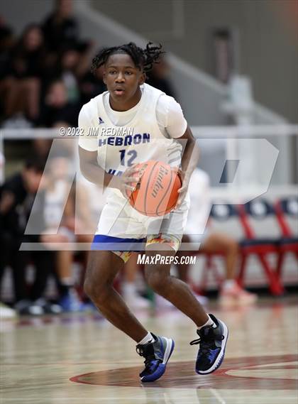 Thumbnail 1 in Atascocita vs. Hebron (McDonald's Texas Invitational) photogallery.