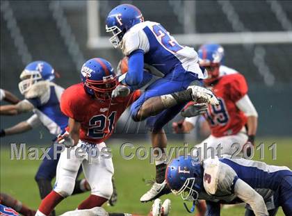 Thumbnail 1 in Serra vs. Folsom (CIF State D2 Final) photogallery.