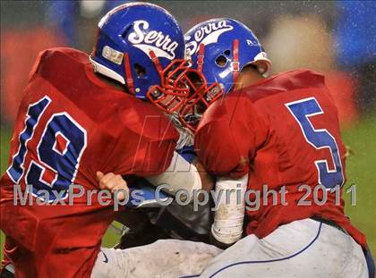 Thumbnail 3 in Serra vs. Folsom (CIF State D2 Final) photogallery.