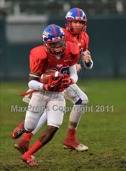 Thumbnail 3 in Serra vs. Folsom (CIF State D2 Final) photogallery.