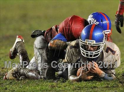 Thumbnail 2 in Serra vs. Folsom (CIF State D2 Final) photogallery.