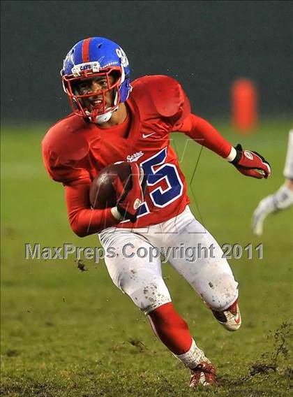 Thumbnail 3 in Serra vs. Folsom (CIF State D2 Final) photogallery.