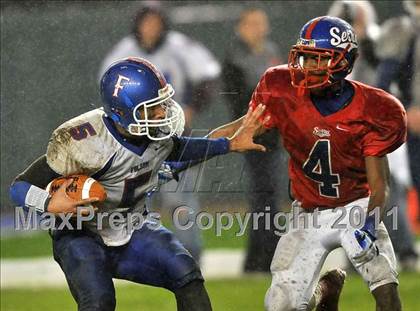 Thumbnail 3 in Serra vs. Folsom (CIF State D2 Final) photogallery.