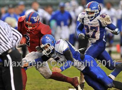 Thumbnail 1 in Serra vs. Folsom (CIF State D2 Final) photogallery.