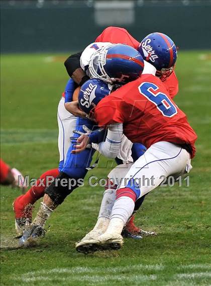 Thumbnail 2 in Serra vs. Folsom (CIF State D2 Final) photogallery.