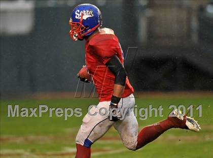 Thumbnail 1 in Serra vs. Folsom (CIF State D2 Final) photogallery.