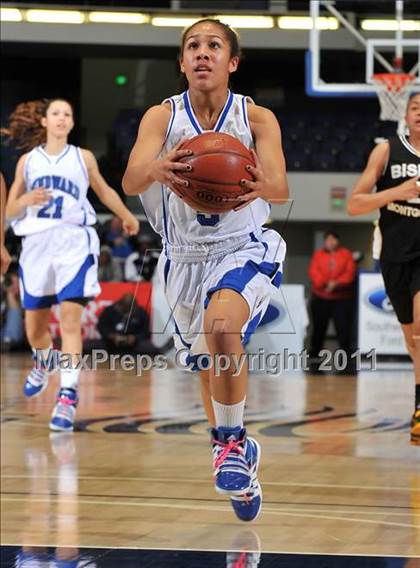 Thumbnail 2 in Windward vs. Bishop Montgomery (CIF SS 4AA Final) photogallery.