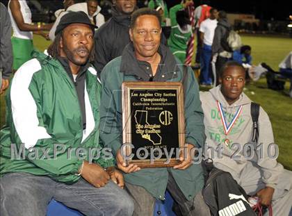 Thumbnail 1 in CIF LACS Masters Championships photogallery.