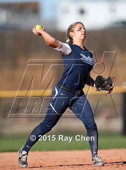 Thumbnail 3 in Valor Christian vs. Frederick (CHSAA 4A Quarterfinal) photogallery.