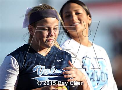 Thumbnail 2 in Valor Christian vs. Frederick (CHSAA 4A Quarterfinal) photogallery.