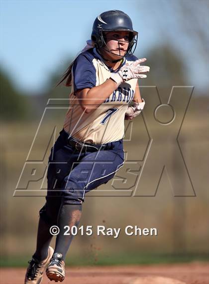 Thumbnail 2 in Valor Christian vs. Frederick (CHSAA 4A Quarterfinal) photogallery.
