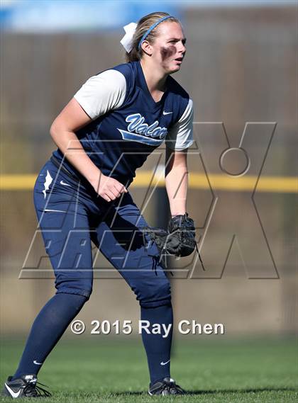 Thumbnail 2 in Valor Christian vs. Frederick (CHSAA 4A Quarterfinal) photogallery.