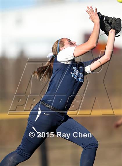 Thumbnail 2 in Valor Christian vs. Frederick (CHSAA 4A Quarterfinal) photogallery.