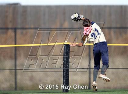 Thumbnail 2 in Valor Christian vs. Frederick (CHSAA 4A Quarterfinal) photogallery.