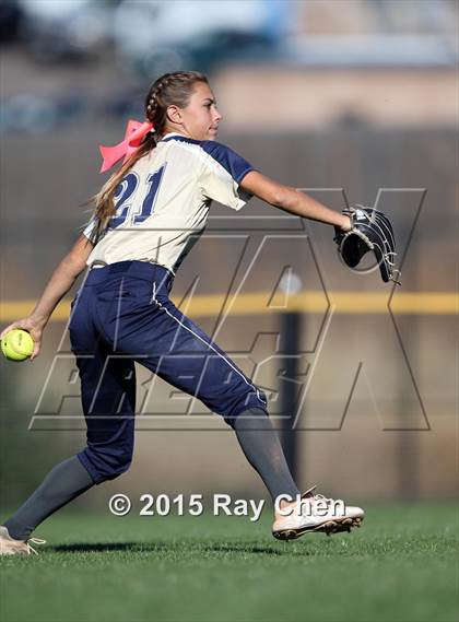 Thumbnail 3 in Valor Christian vs. Frederick (CHSAA 4A Quarterfinal) photogallery.