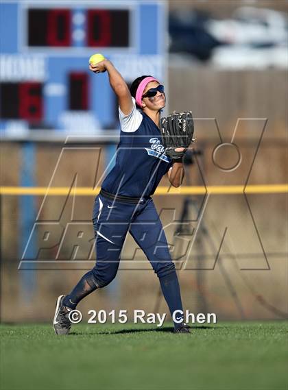 Thumbnail 2 in Valor Christian vs. Frederick (CHSAA 4A Quarterfinal) photogallery.