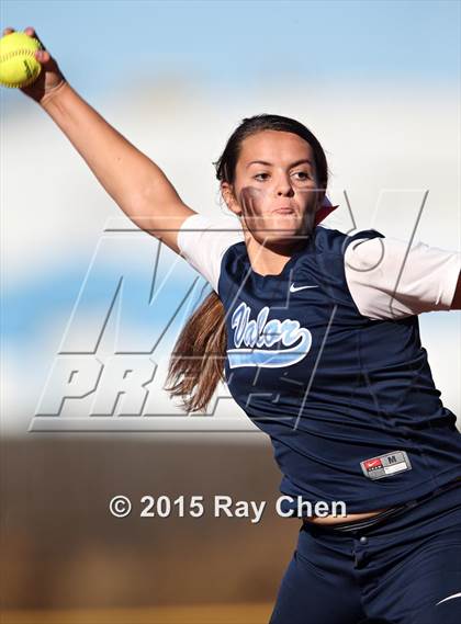 Thumbnail 1 in Valor Christian vs. Frederick (CHSAA 4A Quarterfinal) photogallery.