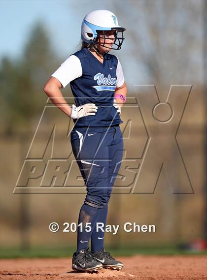 Thumbnail 1 in Valor Christian vs. Frederick (CHSAA 4A Quarterfinal) photogallery.