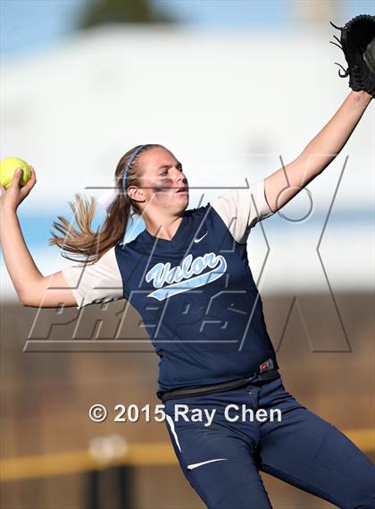 Thumbnail 1 in Valor Christian vs. Frederick (CHSAA 4A Quarterfinal) photogallery.