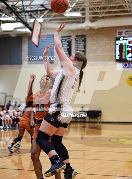 Thumbnail 1 in Giddings vs Caldwell photogallery.