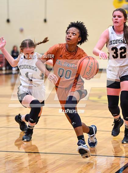 Thumbnail 2 in Giddings vs Caldwell photogallery.