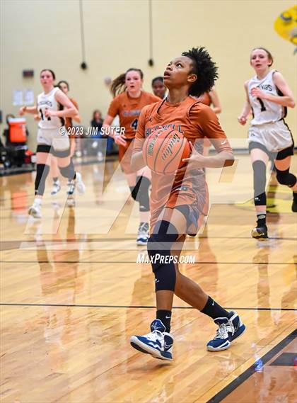 Thumbnail 3 in Giddings vs Caldwell photogallery.