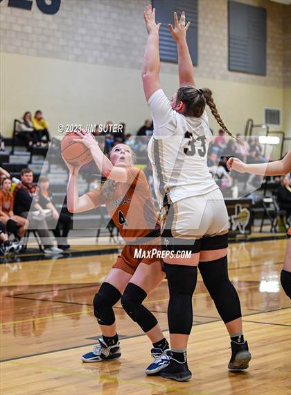Thumbnail 1 in Giddings vs Caldwell photogallery.