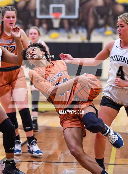Thumbnail 2 in Giddings vs Caldwell photogallery.