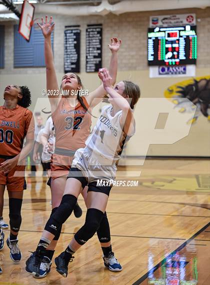 Thumbnail 3 in Giddings vs Caldwell photogallery.